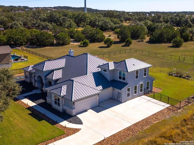795 MAXIMINO RIDGE RD — BELLE OAKS RANCH
