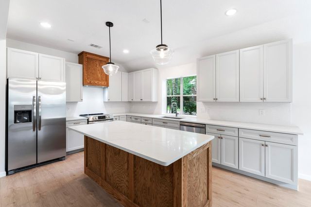 54 Legend Mill Ct — Village of Alden Bridge in The Woodlands
