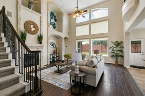 4403 Fawn Hill Ct — Riverstone