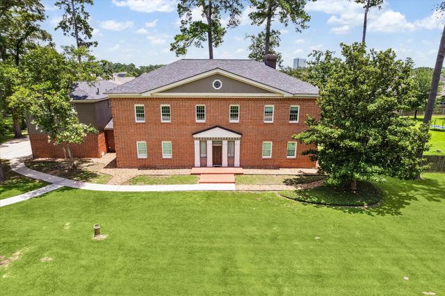 15418 Waldwick Dr — Waldwick U/R