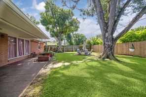 606 Brook Ln — Vince Heights Sec 05