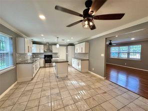 2206 S Houston Rd — Pasadena Oaks
