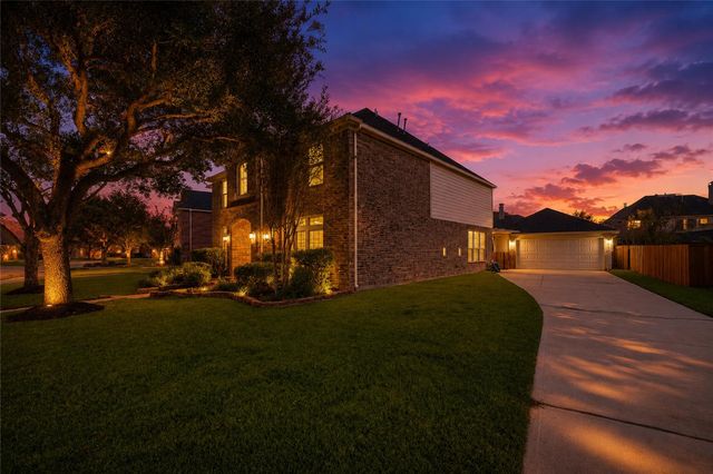 2309 Echo Harbor Dr — Shadow Creek Ranch Sf1-Sf2-Sf3