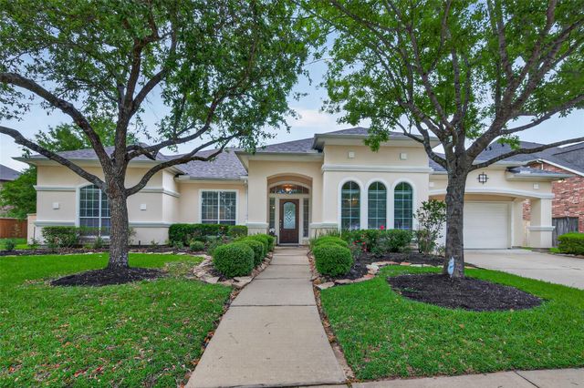 18622 Yorkshire Manor Ct — Lakes At Gleannloch Farms