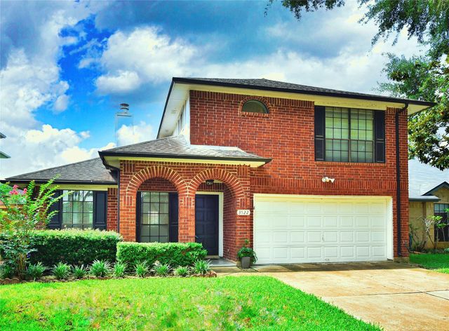 3522 Pecan Point Dr — Creekshire