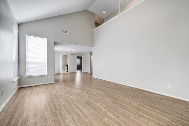 29119 Fox Fountain Ln — Fox Run 12