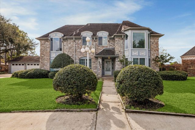 4606 Santiago St — Vista Villas