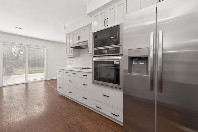 6211 Allentown Dr — Northampton