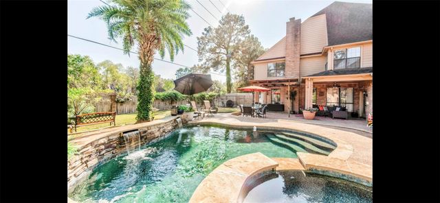 8427 Pheasant Glen Dr — Memorial Northwest Sec 17