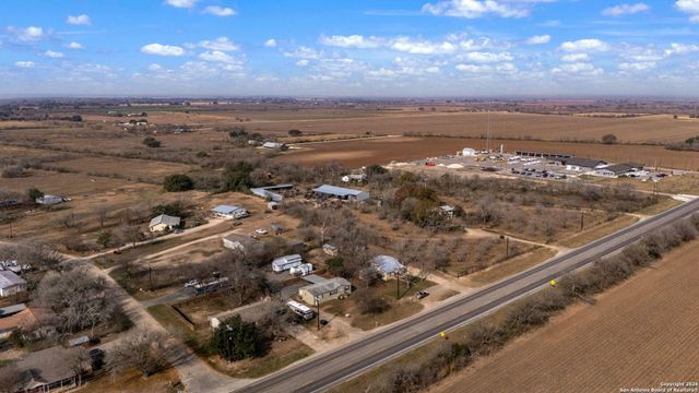 505 State Highway 173 — LAZY ACRES