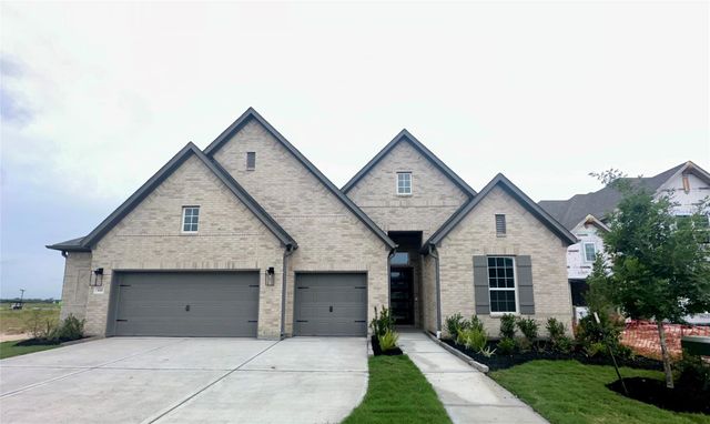 910 Hilltop View Ln — Legacy