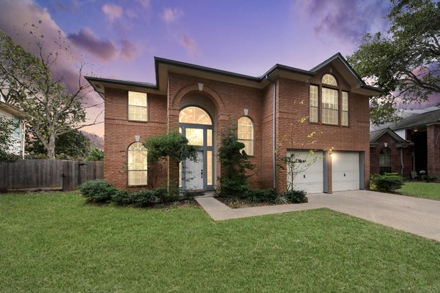 4330 E Meadows Dr — High Meadows Sec 1