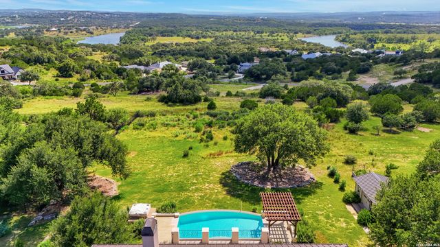 1030 Mystic Pkwy — MYSTIC SHORES