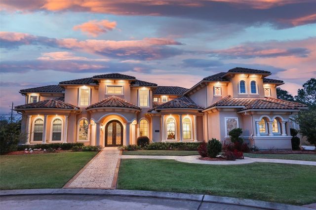 17122 Ashley Woods Ct — Champion Woods Estates