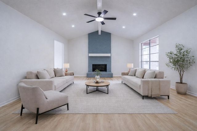 23230 Briarcreek Blvd — Timber Lane Sec 06