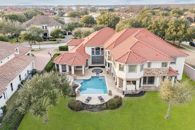 32 Miramar Heights Cir — Crescent View Estates At Riverstone