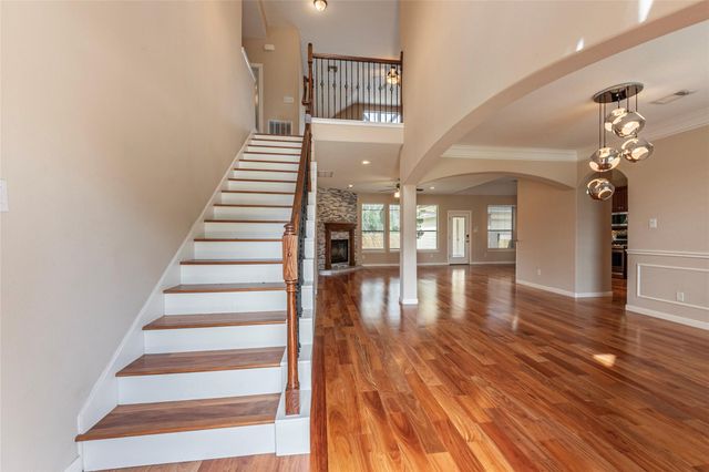 2329 Acacia St — Clear Creek Village Sec 6 Ph 2