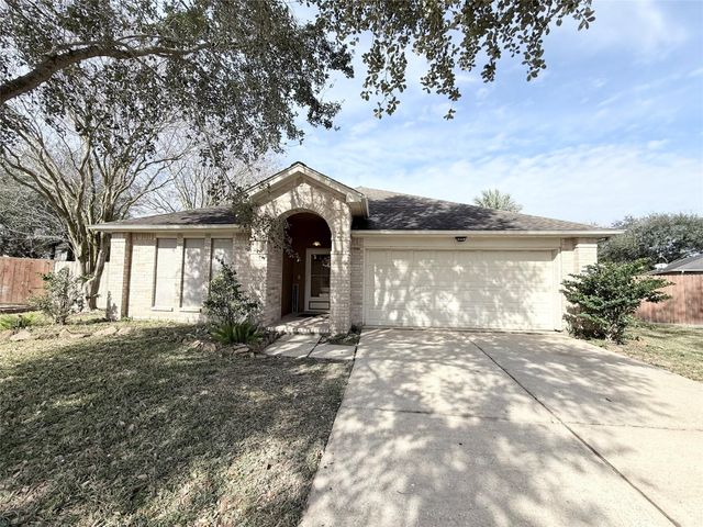 9221 Desirable Dr — Pecan Crossing Sec 02