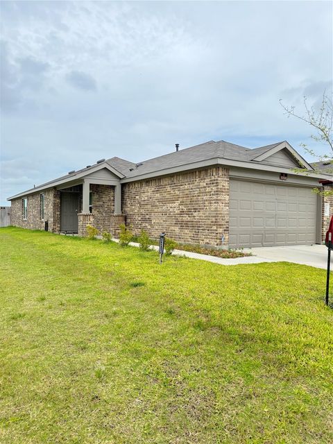 24203 Saddlestone Green Dr — Breckenridge East Sec 8