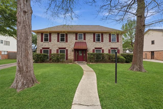 8115 Theisswood Rd — Memorial Northwest Sec 04 Pt