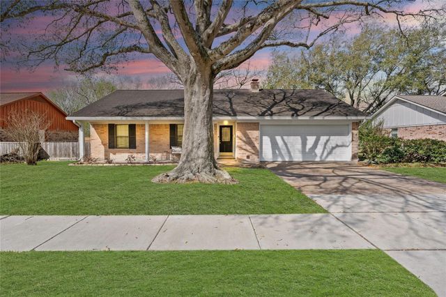 2104 Rose Rd — Willowcrest Pearland