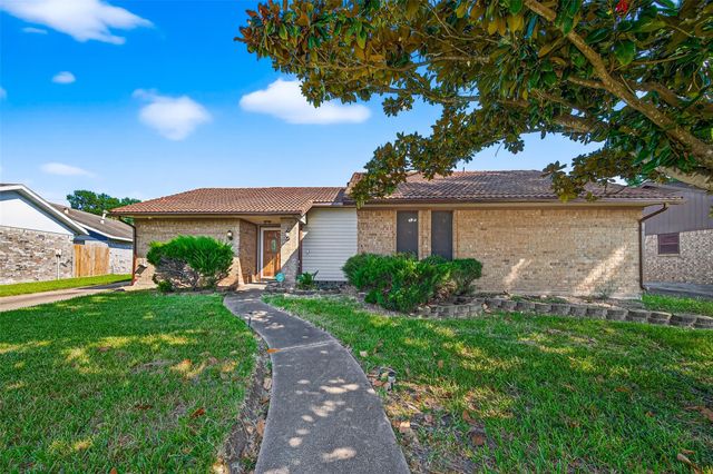 4407 Yosemite Dr — Parkgate Sec 03