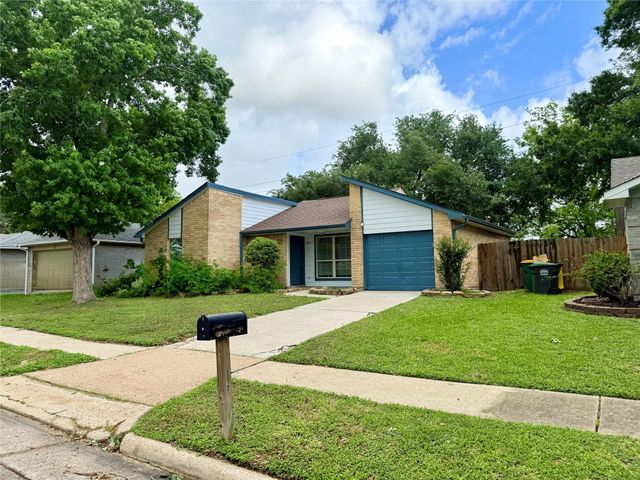 2807 N Brompton Dr — Southdown Sub