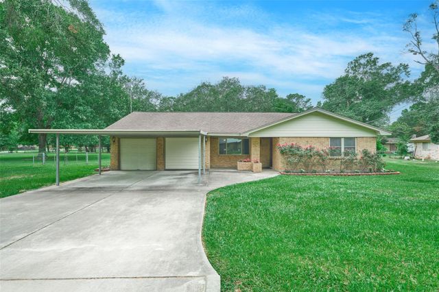 21807 Greengate Dr — Greengate Acres U/R