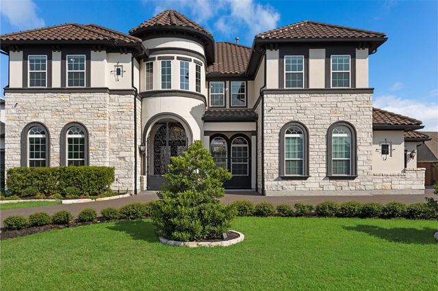 18011 Blue Ridge Shores Dr — Towne Lake Sec 47