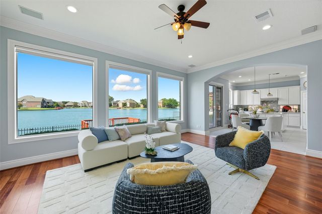 5934 Stratford Gardens Dr — Gardens Of Avalon