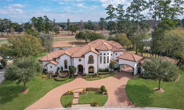 8219 Michaels Crest Ln — Fall Creek