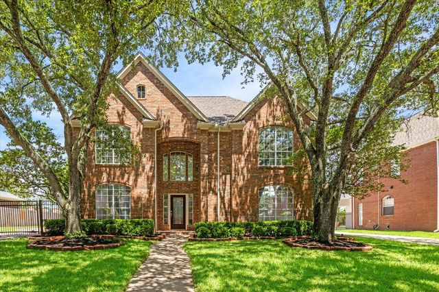 2715 Oakland Dr — Austin Meadow