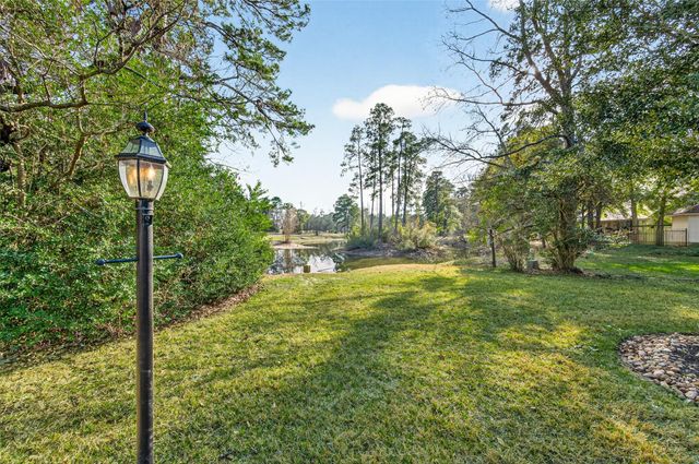13 Wedgewood Blvd — Wedgewood 04
