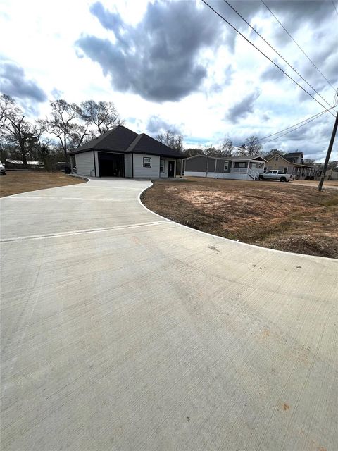 14952 Forest Castle Rd — Forest Trace Court