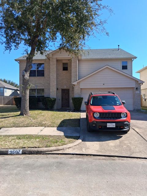 9607 Rads Pt — Eaglewood Sec 8