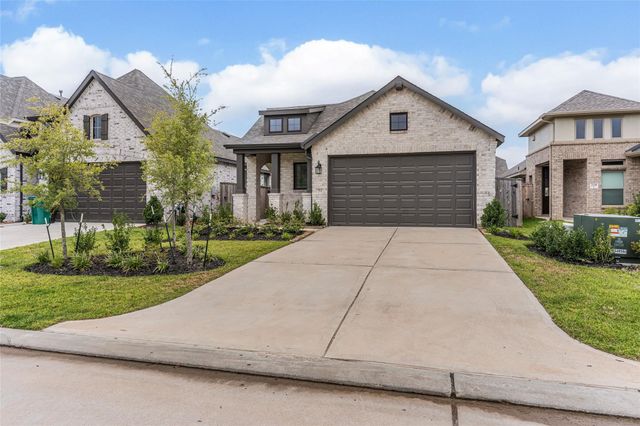 712 Washita Falls Lane — Grand Central Park