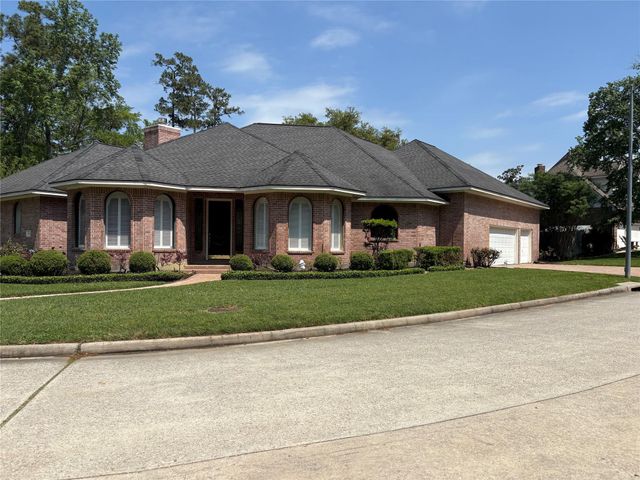 24602 W Kingscrest Cir — Northampton Estates Ph 02