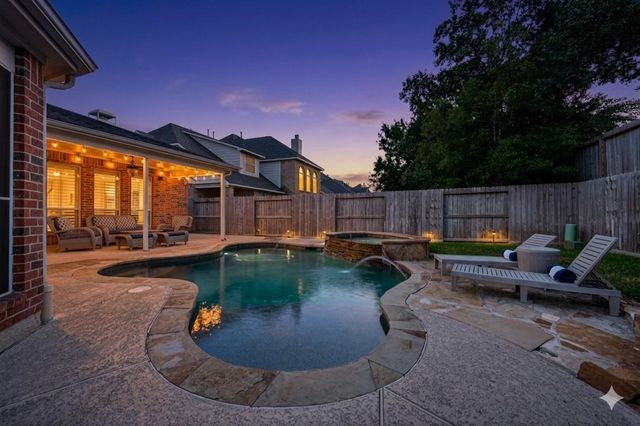 15922 Clipper Pointe Dr — Coles Crossing