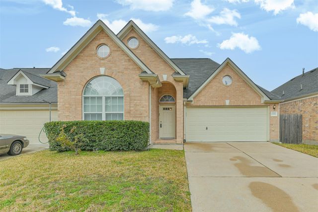 15951 W Bellefontaine Way — Villas at Lakewood Park Sec 02