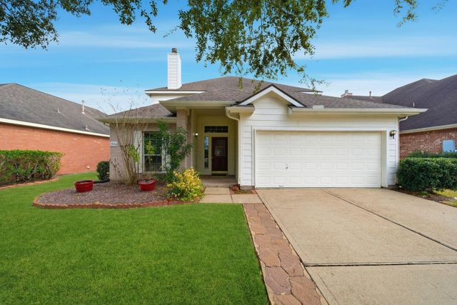 1614 Roaring Springs Ln — Kirby Lake