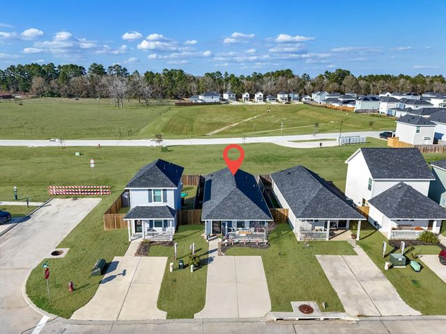 16511 Colleen Pl — Marie Village