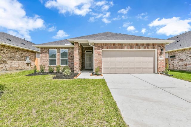 3015 King Oaks St — King Oaks Village