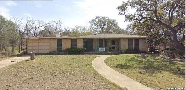 5400 Thistle Dr — LEON VALLEY
