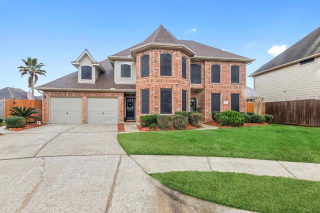 4311 Green Tree Ct — Village Grove East Sec 04