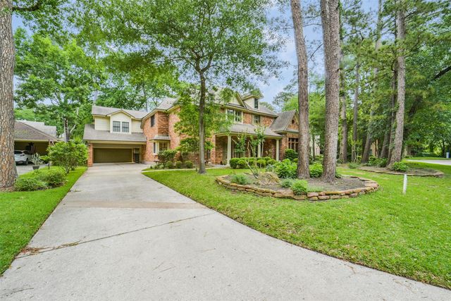 15 Crestone Pl — Wdlnds Village Cochrans Cr 04