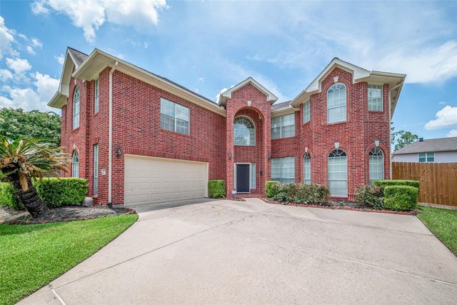 9218 Memorial Pines Way — Memorial Creek Estates Sec 02