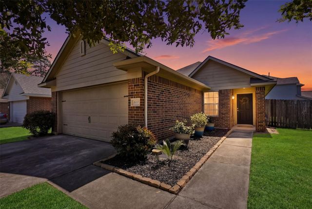 7111 Cool Spring Ct — Forest Crossing 01
