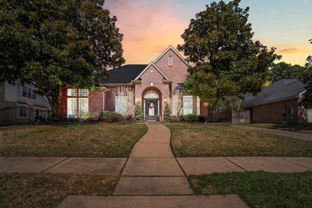 1219 Hurst Park Dr — Gleannloch Farms