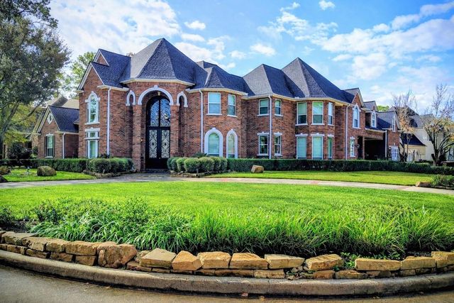 13707 Springmint Dr — Lakewood Oaks Estates 01 Amd