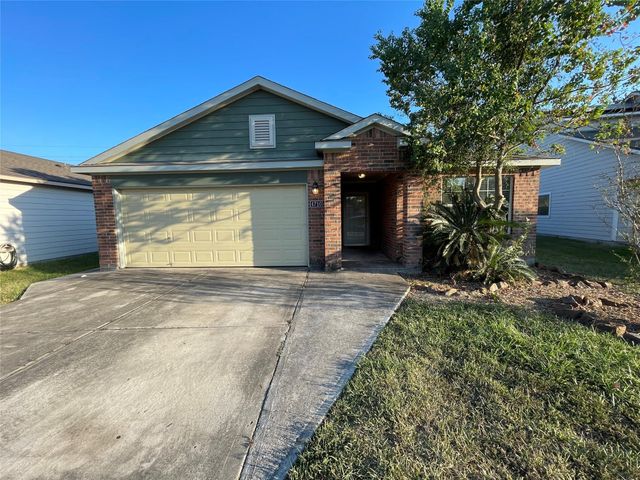 4710 Comal River Loop — Creekside Village 01